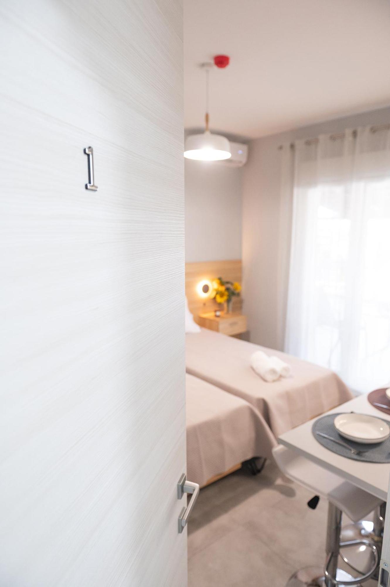 Four Sis Rooms Mangana エクステリア 写真