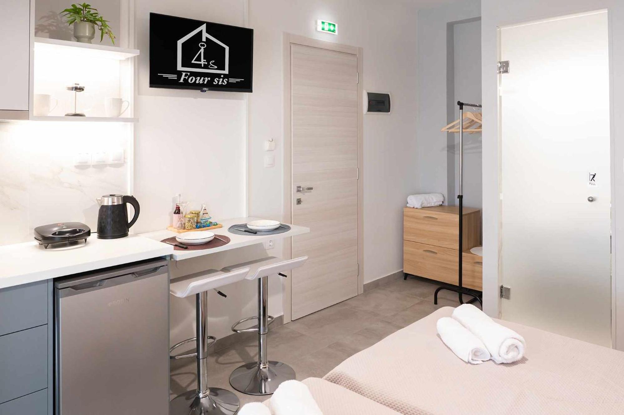 Four Sis Rooms Mangana エクステリア 写真